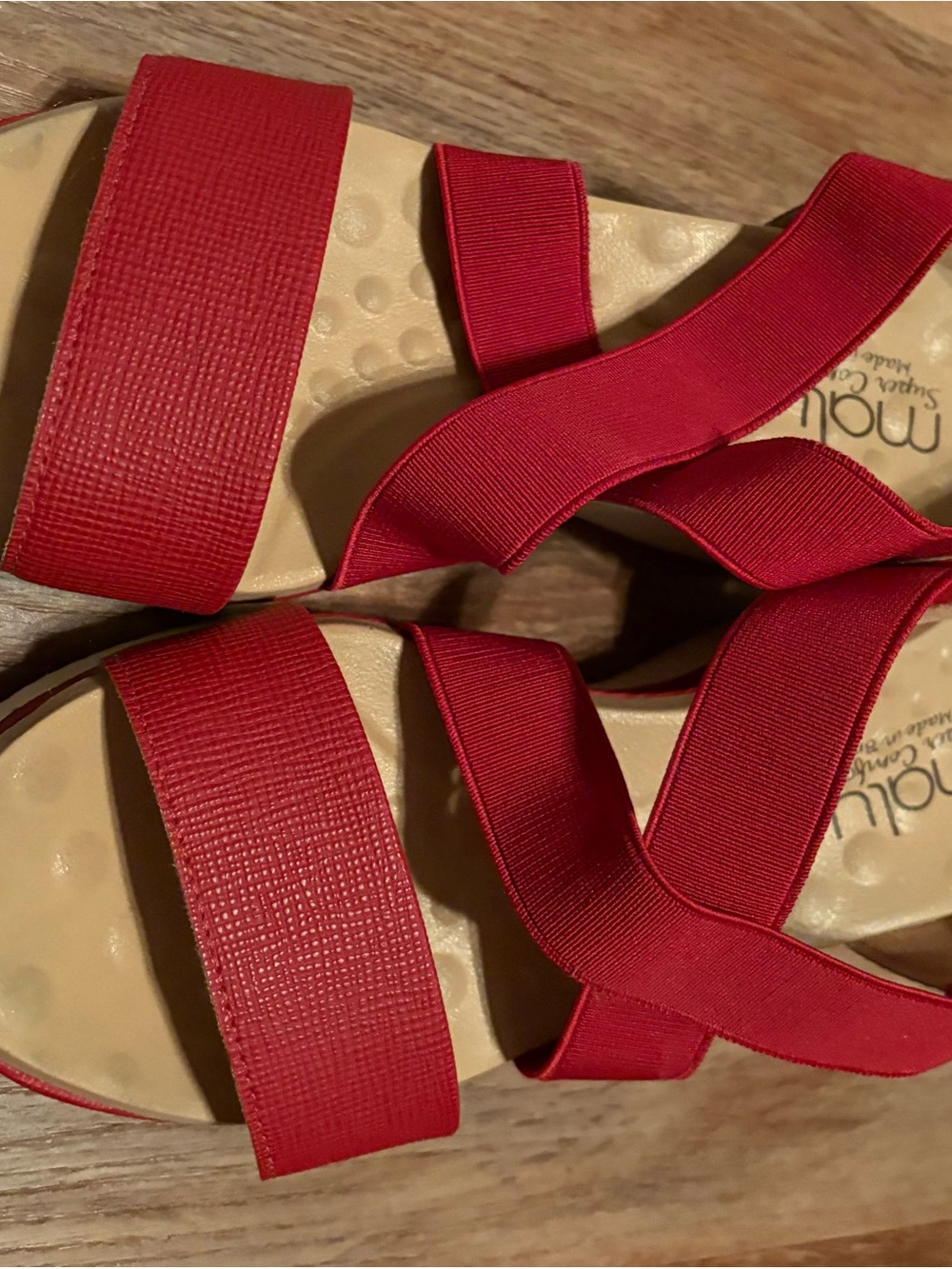 Ladies Red Elastic Cross-Strap Sandals